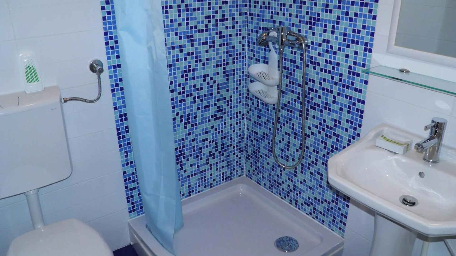 Apartments Valic Baska  Guest house