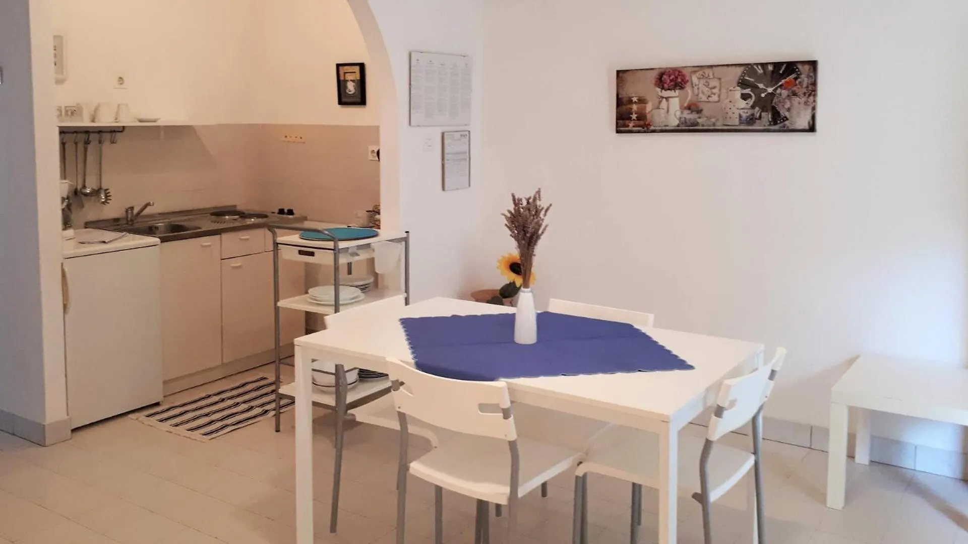 Apartments Valic Baska  Guest house Baska (Krk)