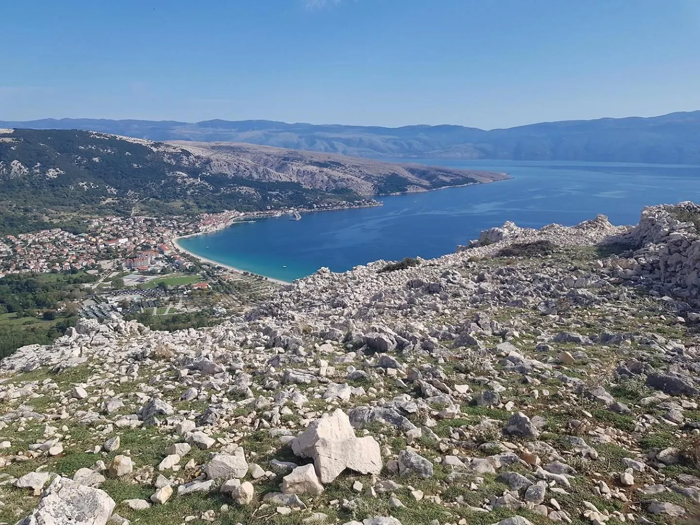 Apartments Valic Baska  Guest house