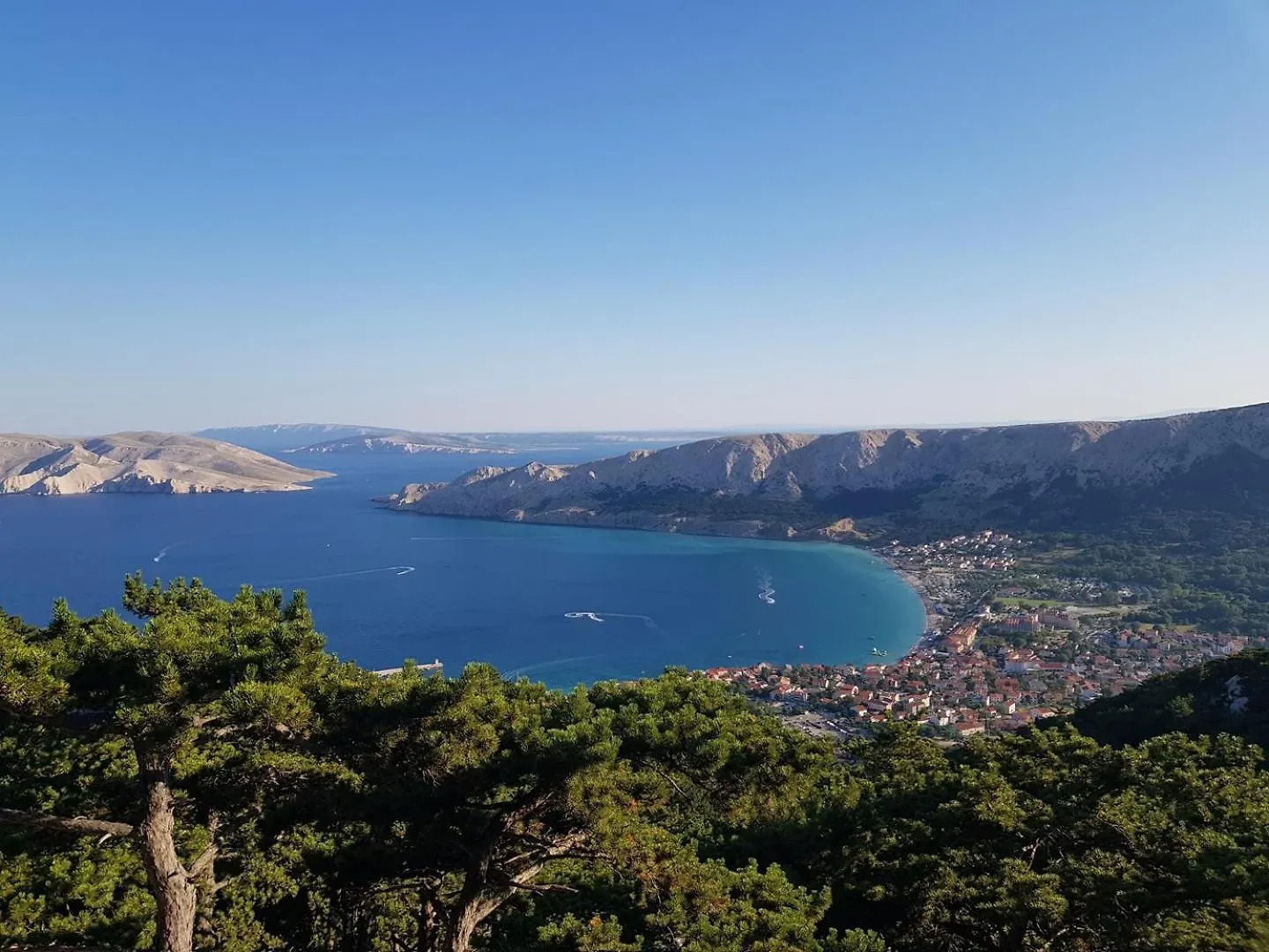 Guest house Apartments Valic Baska